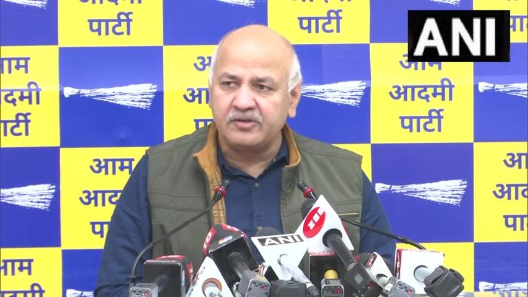 दिल्ली सरकार 14 दिवंगत कोविड योद्धाओं के परिजनों को एक-एक करोड़ रुपये देगी : सिसोदिया